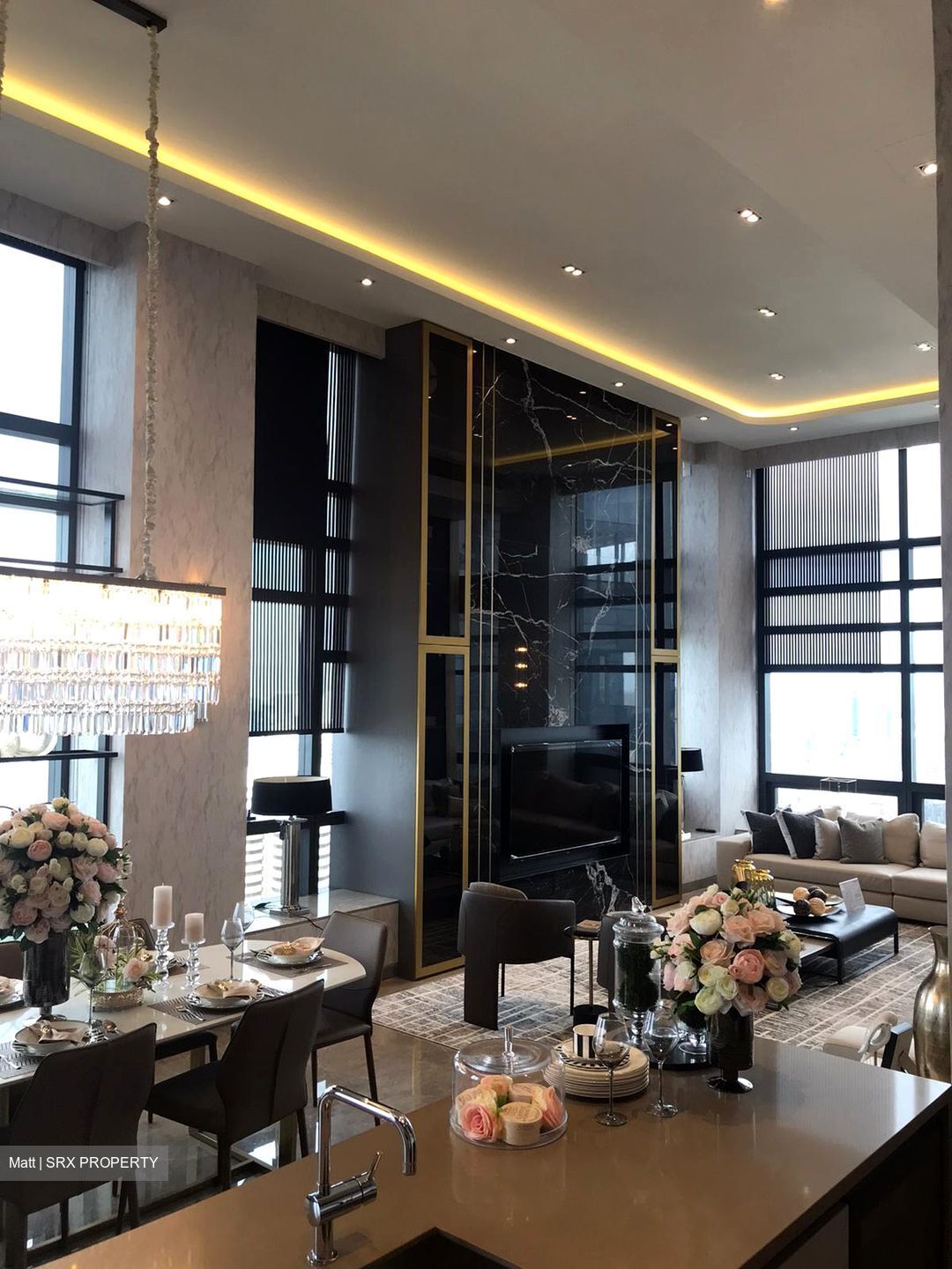 Nouvel 18 (D10), Condominium #285675671